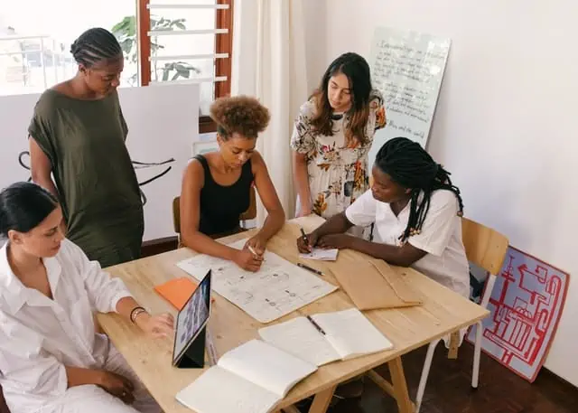 Exemple de contenu d'un programme de formation professionnelle Exemple de contenu d'un programme de formation professionnelle