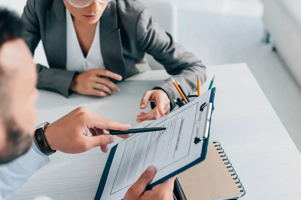 Le dispensateur de formation est l'organisme qui organise et dispense une action de formation. Le dispensateur de formation est l'organisme qui organise et dispense une action de formation.